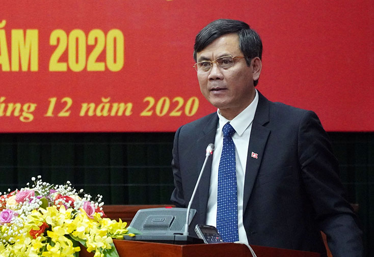 Đồng chí Trần Thắng, Phó Bí thư Tỉnh ủy, Chủ tịch UBND tỉnh, Trưởng Ban Tổ chức giải phát biểu tại lễ trao giải