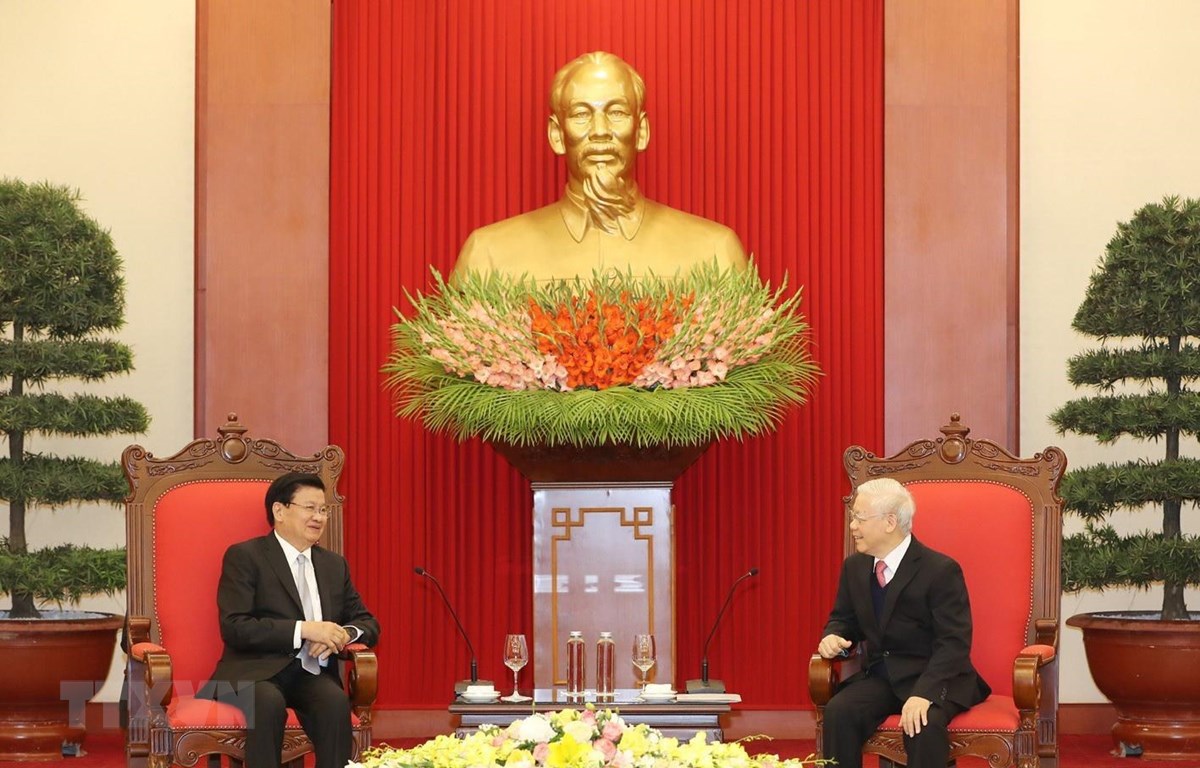 Tổng Bí thư, Chủ tịch nước Nguyễn Phú Trọng tiếp Thủ tướng Lào Thongloun Sisoulith. (Ảnh: Trí Dũng/TTXVN)