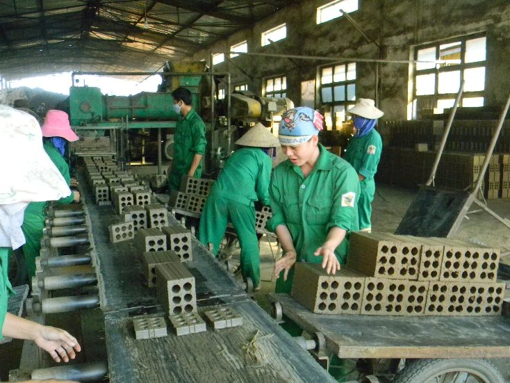  Lĩnh vực kinh doanh vật liệu xây dựng góp phần đáng kể tăng thu ngân sách cho tỉnh.