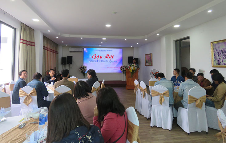 Các hội viên ôn lại truyền thống Ngày Mỹ thuật Việt Nam