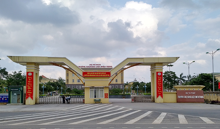 Trường cao đẳng Luật miền Trung là điểm sáng trong xây dựng mô hình “Trường học về ANTT”.