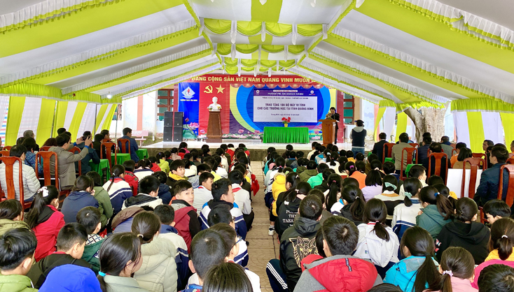 Quang cảnh buổi lễ.