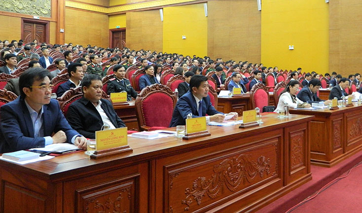  Các đại biểu dự hội nghị.