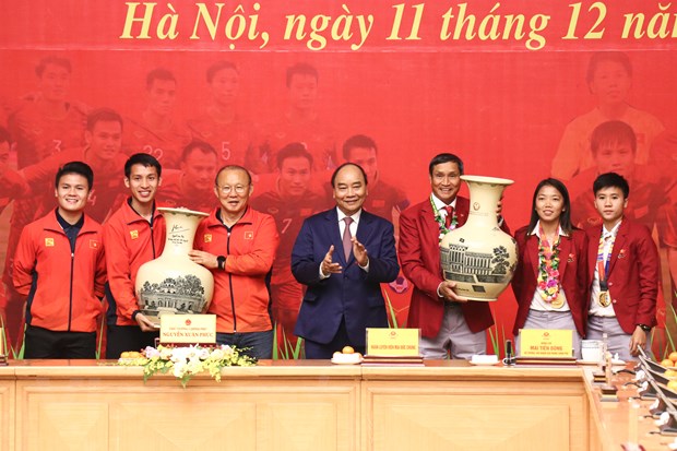  Đội tuyển nữ Việt Nam và U22 Việt Nam được giao nhiệm vụ giành Huy chương vàng SEA Games 31. (Ảnh: Hiển Nguyễn/Vietnam+)