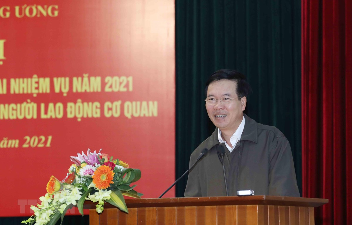Ủy viên Bộ Chính trị, Bí thư Trung ương Đảng, Trưởng Ban Tuyên giáo Trung ương Võ Văn Thưởng phát biểu chỉ đạo Hội nghị. (Ảnh: Phương Hoa/TTXVN)