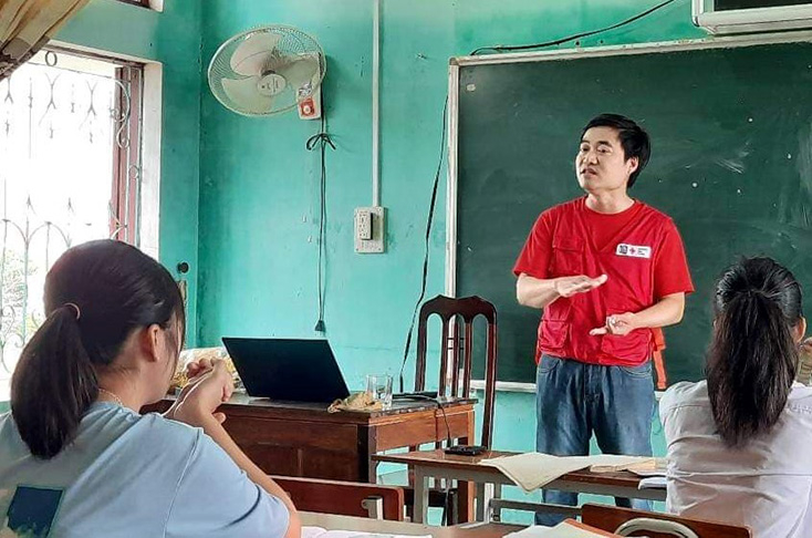 Một buổi ôn thi học sinh giỏi của thầy và trò huyện Lệ Thủy.
