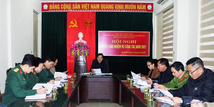 Các đại biểu tham dự tại hội nghị.