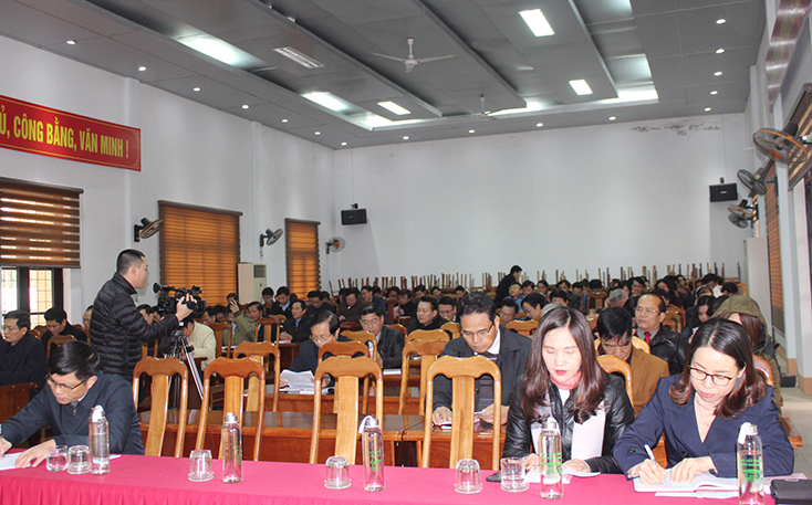  Các đại biểu tham dự hội nghị.
