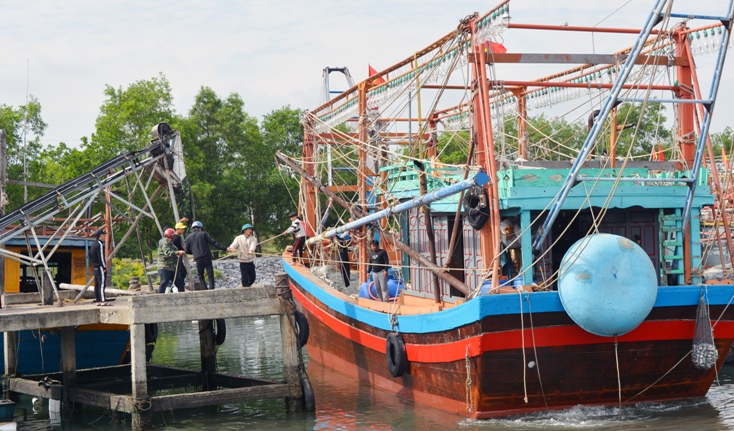 Việc ứng dụng khoa học kỹ thuật và công nghệ trong phát triển khai thác thủy sản để tăng năng suất, sản lượng và giảm sức lao động, tránh rủi ro là cần thiết.