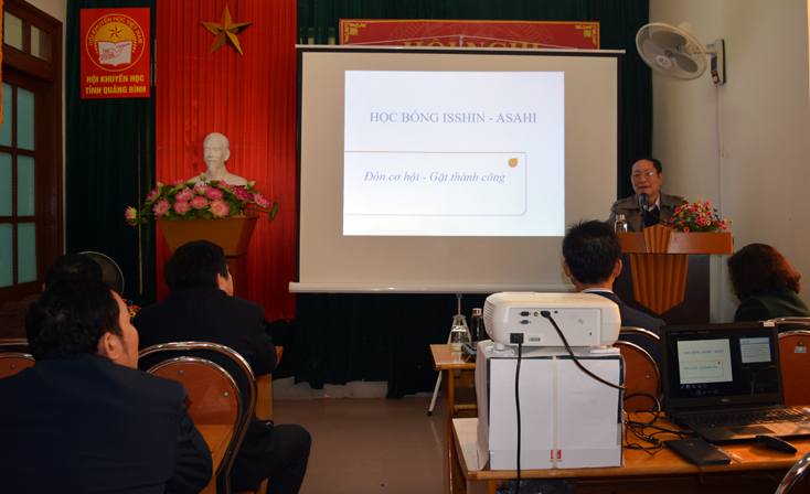 Hội Khuyến học tỉnh phối hợp với Công ty cổ phần ISSHIN tổ chức hội nghị triển khai chương trình học bổng Báo ASAHI Nhật Bản.