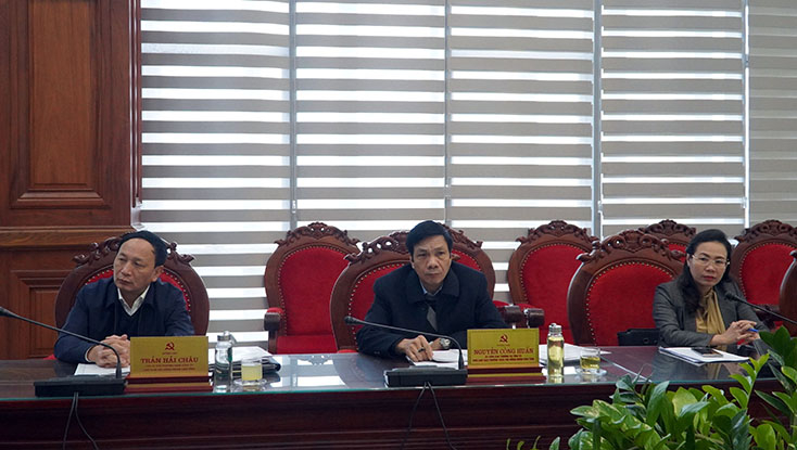Các đại biểu dự hội nghị.