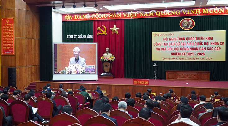 Toàn cảnh hội nghị tại điểm cầu Quảng Bình.