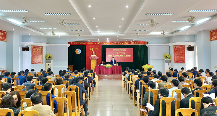 Toàn cảnh hội nghị.