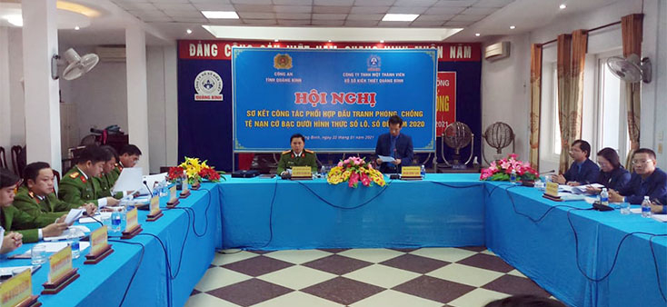 Các đại biểu tham dự hội nghị