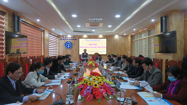 Các đại biểu đóng góp nhiều ý kiến quan trọng nhằm nâng cao hiệu quả phong trào thi đua yêu nước năm 2021.