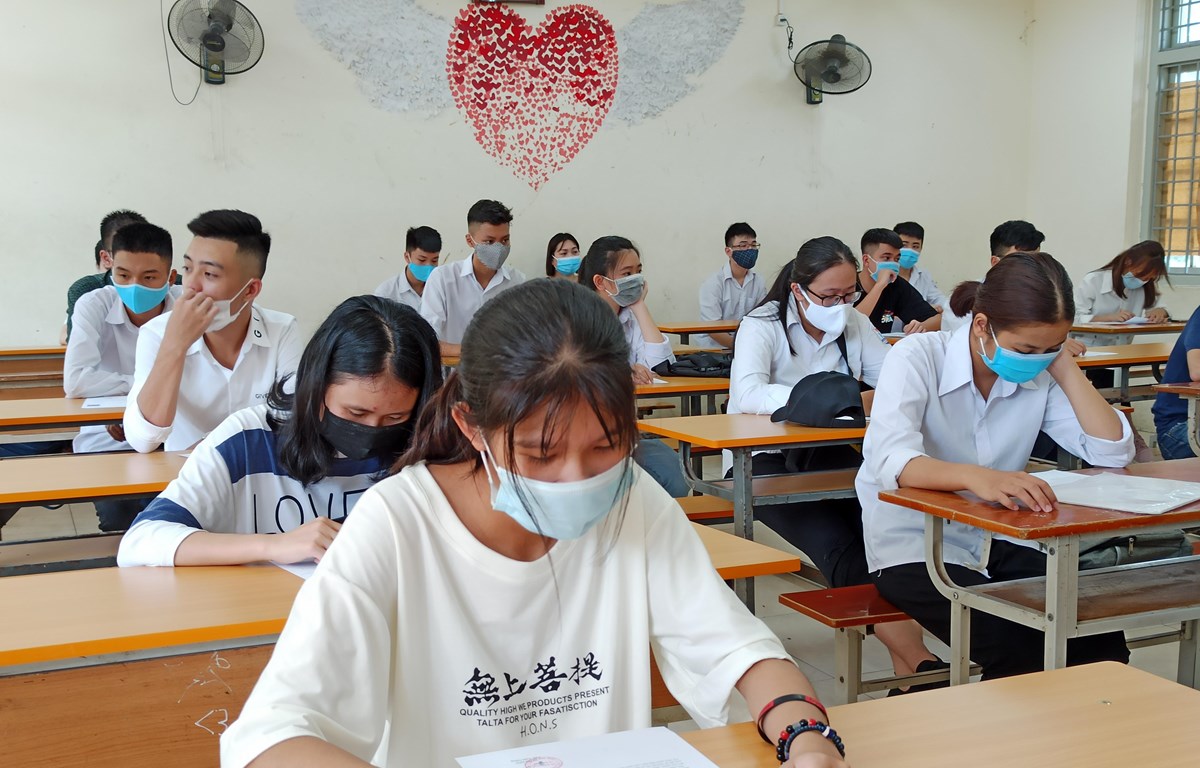 Thí sinh dự thi Tốt nghiệp Trung học phổ thông năm 2020. (Ảnh: Phạm Mai/Vietnam+)