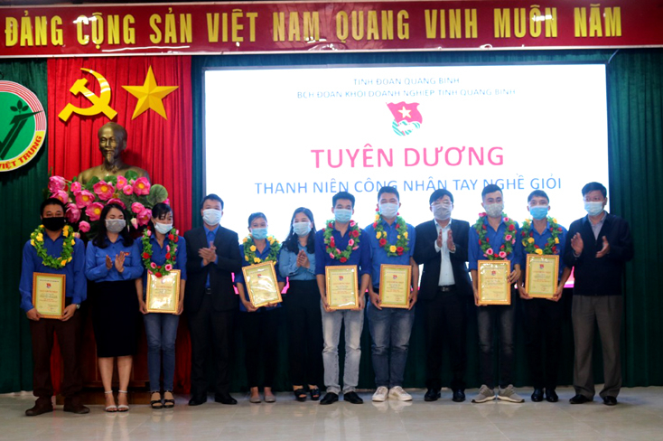 Tuyên dương 