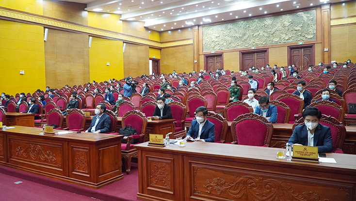 Các đại biểu dự hội nghị.