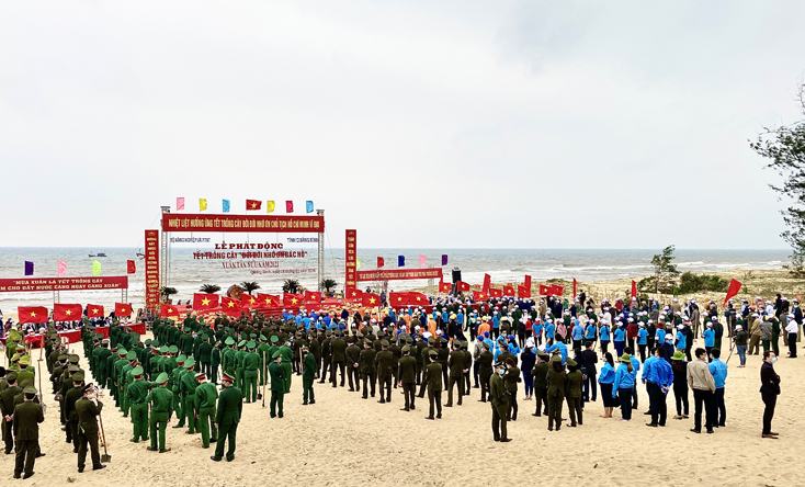 Quang cảnh lễ phát động  