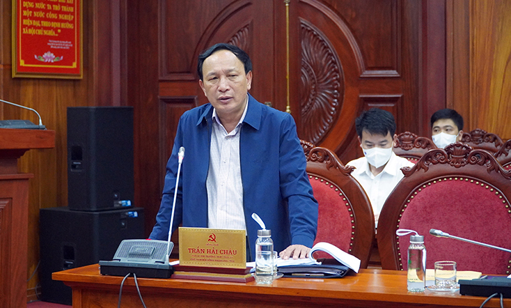 Đồng chí Trần Hải Châu, Phó Bí thư Thường trực Tỉnh ủy, Chủ tịch HĐND tỉnh phát biểu tại hội nghị.