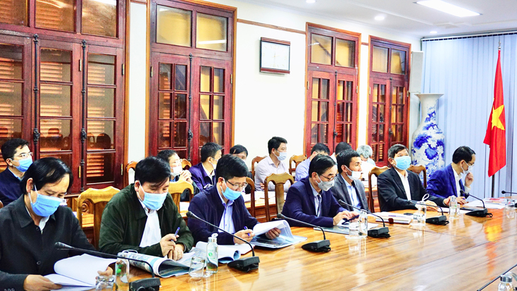 Các đại biểu dự buổi làm việc.