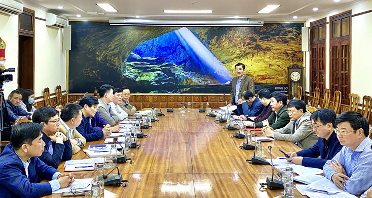 Quang cảnh buổi làm việc.