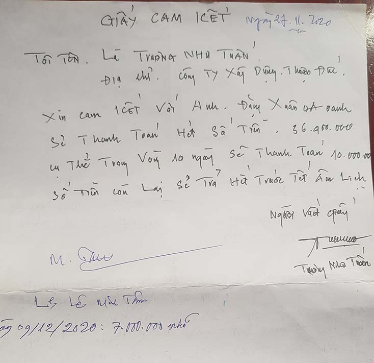Giấy cam kết trả nợ lương do ông Trương Như Tuấn, Giám đốc Công ty TNHH xây dựng Thuận Đức viết tại Tòa án nhân dân TP. Đồng Hới.