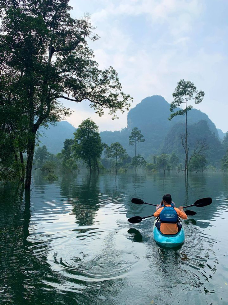 Tour khám phá thiên nhiên thích ứng biến đổi khí hậu của Công ty TNHH Oxalis Holiday tại Minh Hóa. (Ảnh: Oxalis)