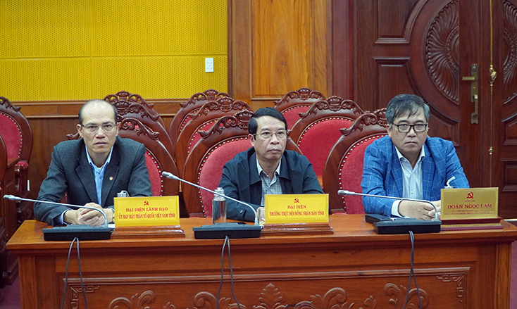 Đồng chí Phó Bí thư Thường trực Tỉnh ủy Trần Hải Châu phát biểu chỉ đạo tại hội nghị