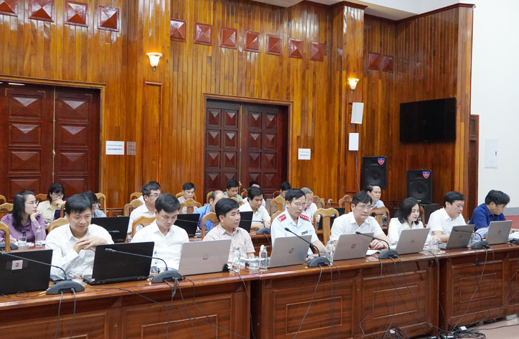 Các đại biểu dự cuộc họp