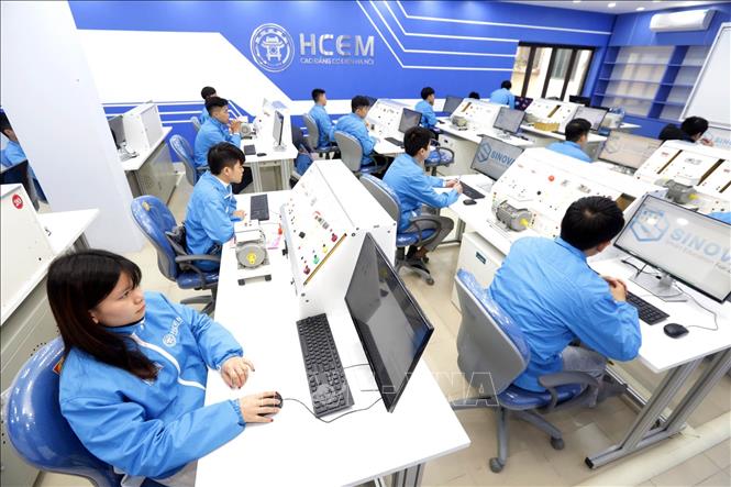 Phòng học công nghệ 4.0 của Trường Cao đẳng cơ điện Hà Nội Cơ sở 1 Mai Dịch, Cầu Giấy, Hà Nội. Ảnh minh họa: Anh Tuấn/TTXVN