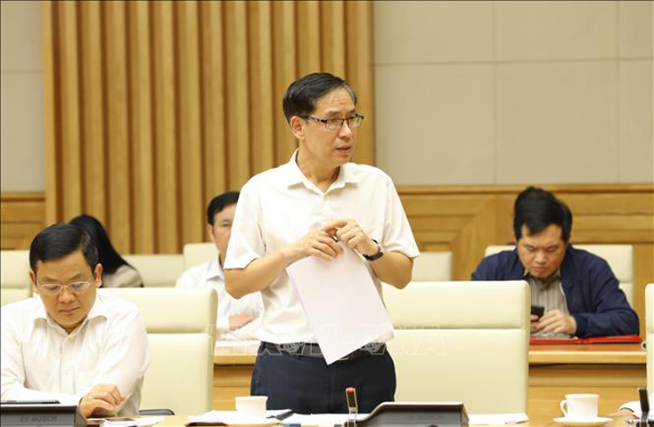 Cục trưởng Cục Y tế dự phòng Đặng Quang Tấn phát biểu. Ảnh: Văn Điệp/TTXVN