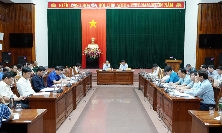 Toàn cảnh hội nghị.