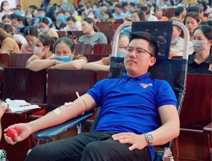 Ngày hội hiến máu tình nguyện nhận được sự hưởng ứng đông đảo cán bộ, nhân dân trên địa bàn