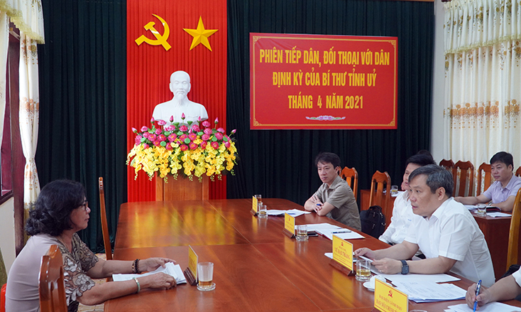 Đồng chí Vũ Đại Thắng, Ủy viên Trung ương Đảng, Bí thư Tỉnh ủy tại buổi tiếp và đối thoại với dân thường kỳ tháng 4-2021.