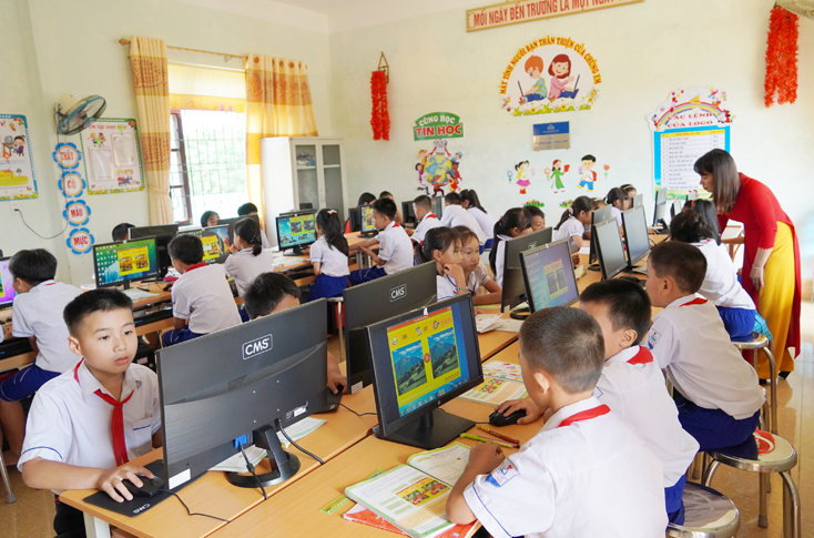  Nhà trường có đủ các phòng học chức năng.