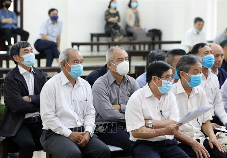 Các bị cáo tại phiên tòa. Ảnh: Phạm Kiên/TTXVN