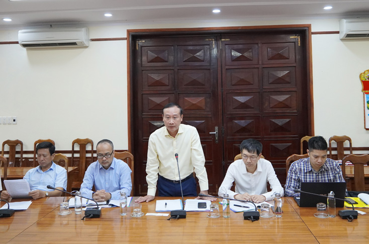 Trưởng Đoàn công tác Trưởng các cơ quan đại diện Việt Nam ở nước ngoài Đại sứ Nguyễn Văn Thảo phát biểu tại cuộc làm việc. 