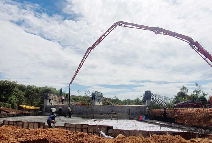 Công trình hồ Đồng Vạt có giá trị khối lượng thực hiện ước đạt 77% so với hợp đồng.