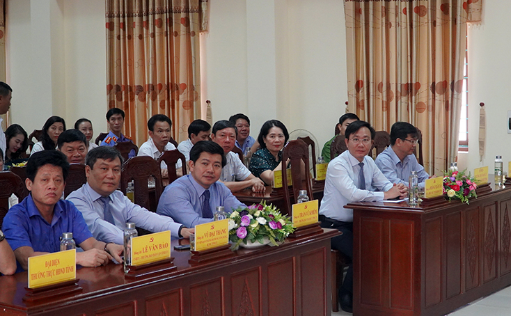 Các đại biểu dự lễ