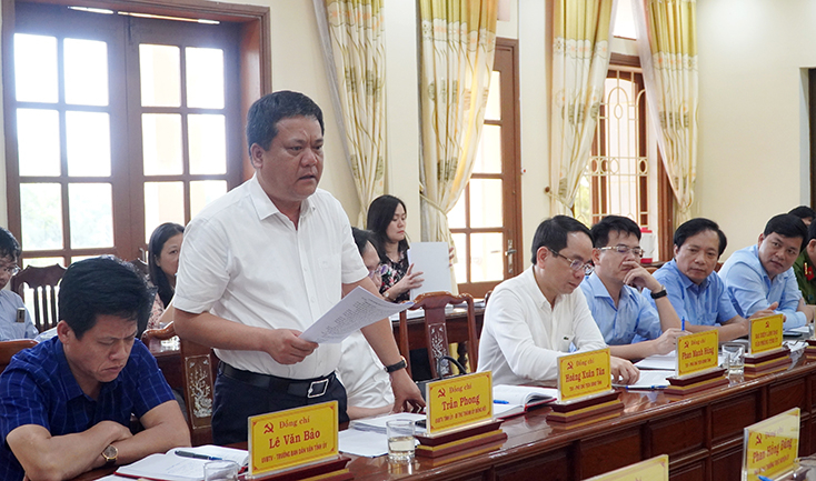 Đồng chí Bí thư Tỉnh ủy Vũ Đại Thắng phát biểu chỉ đạo tại buổi làm việc.