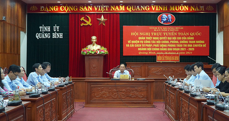 Toàn cảnh hội nghị tại điểm cầu Quảng Bình.