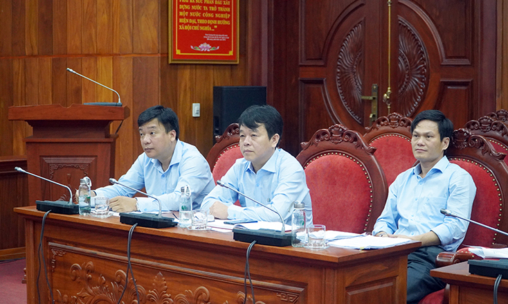 Các đại biểu dự hội nghị. 