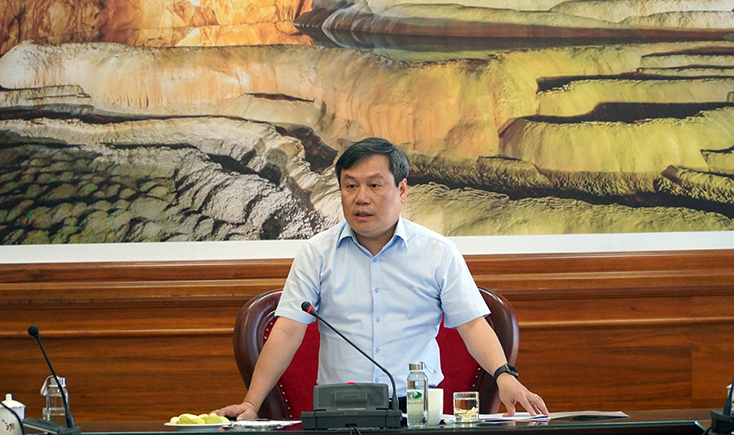 Đồng chí Bí thư Tỉnh ủy Vũ Đại Thắng: Gắn trách nhiệm cụ thể của người đứng đầu, triển khai quyết liệt, đồng bộ các giải pháp bảo đảm ATGT.