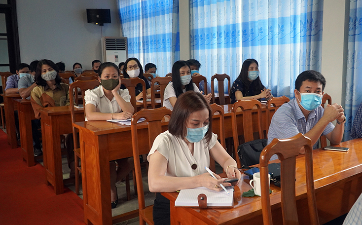 Học viên thực hiện nghiêm quy định về phòng chống dịch Covid-19.