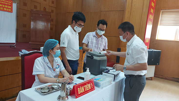 Các bệnh viện đều thực hiện nghiêm túc các quy định, hướng dẫn của Bộ Y tế để bảo đảm an toàn tiêm chủng.