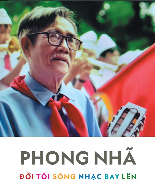  Thiết kế bìa cuốn hồi ký của nhạc sỹ Phong Nhã. (Ảnh: Kim Đồng)