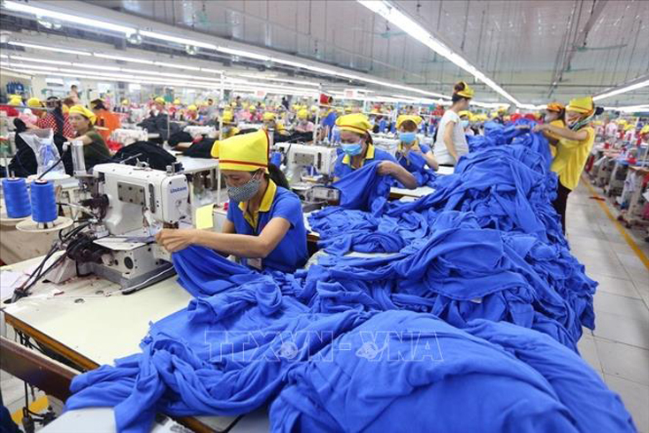 Hầu hết Công đoàn cơ sở tại các doanh nghiệp đều khẳng định, công ty rất quan tâm đến cuộc bầu cử đại biểu Quốc hội khóa XV và đại biểu Hội đồng nhân dân các cấp. Ảnh minh họa: TTXVN