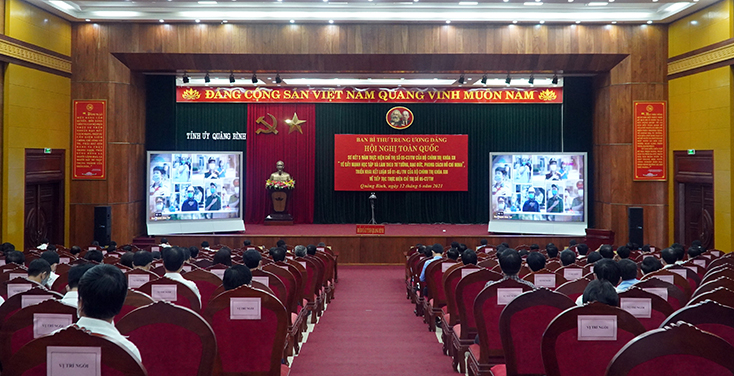 Toàn cảnh hội nghị tại điểm cầu Quảng Bình.