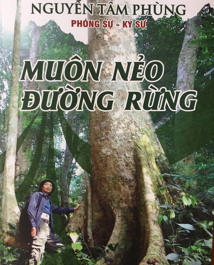 Tập sách “Muôn nẻo đường rừng” của tác giả Nguyễn Tâm Phùng.